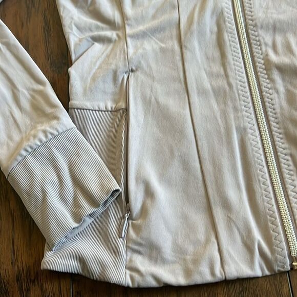 Athleta running workout  jacket zip front lilac color size S like new activewear - Picture 4 of 12